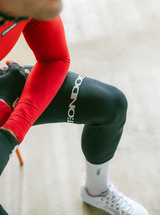 PERNERA CORTA MOTZ - NEGRO